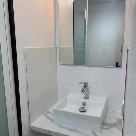 Apartment Cosy Proche Hyper Centre *